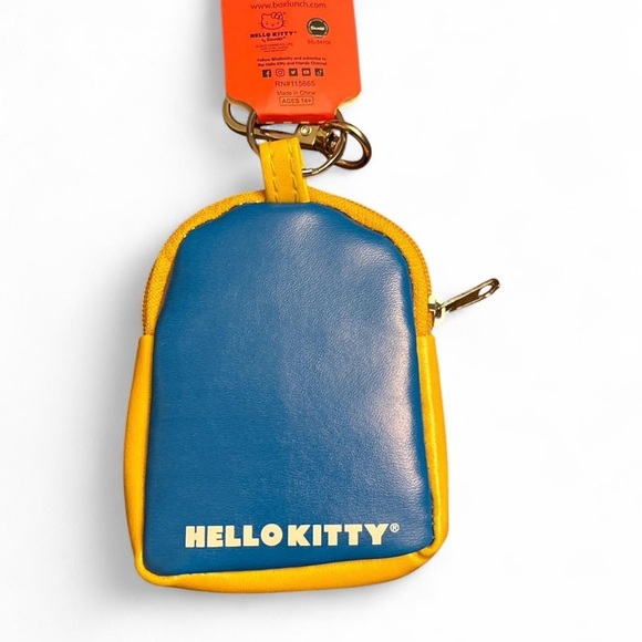Hello Kitty Mini Backpack Coin Pouch Keychain BoxLunch Exclusive - Picture 2 of 3